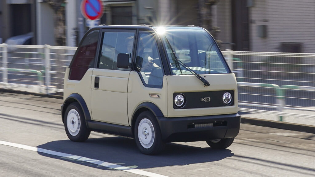 KG Motors launches Mibot (2)