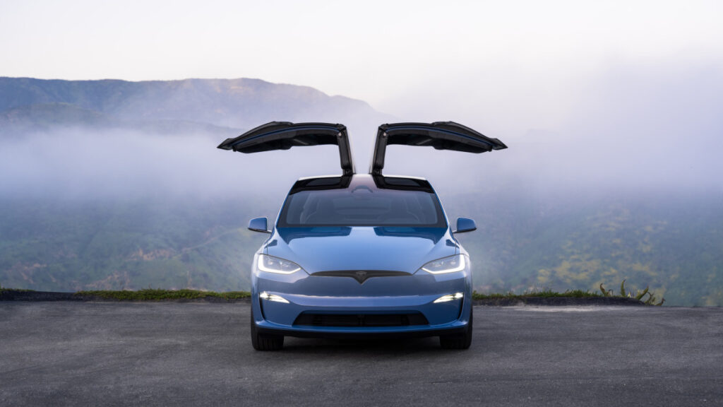 Tesla New Model S X Unveils (4)