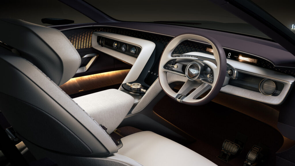 Bentley EXP 15 revealed (3)