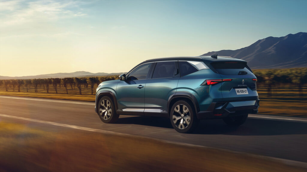 Renault Boreal Revealed (5)