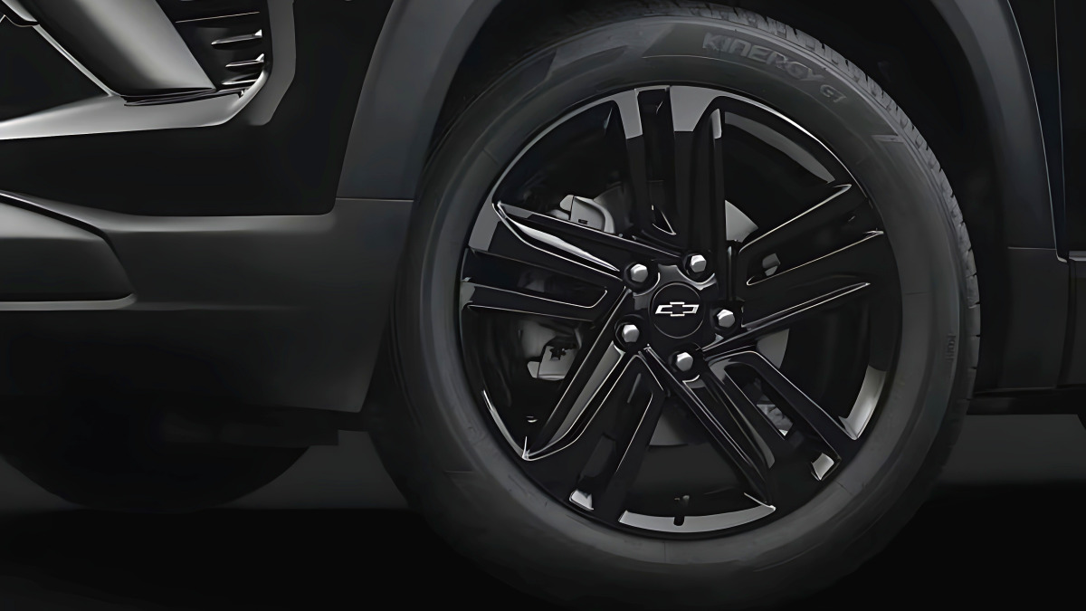 chevrolet-trailblazer-midnight-black-edition (1)